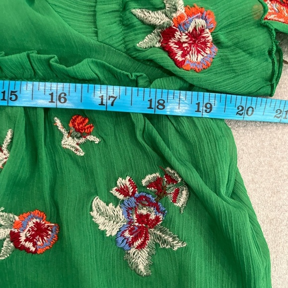 [M] Zara Women Flouncy Green Embroidered Flower Tiered Blouse - Picture 11 of 12